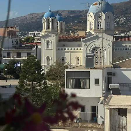 Seaside Retro Gem In The Heart Of Karystos Apartman
